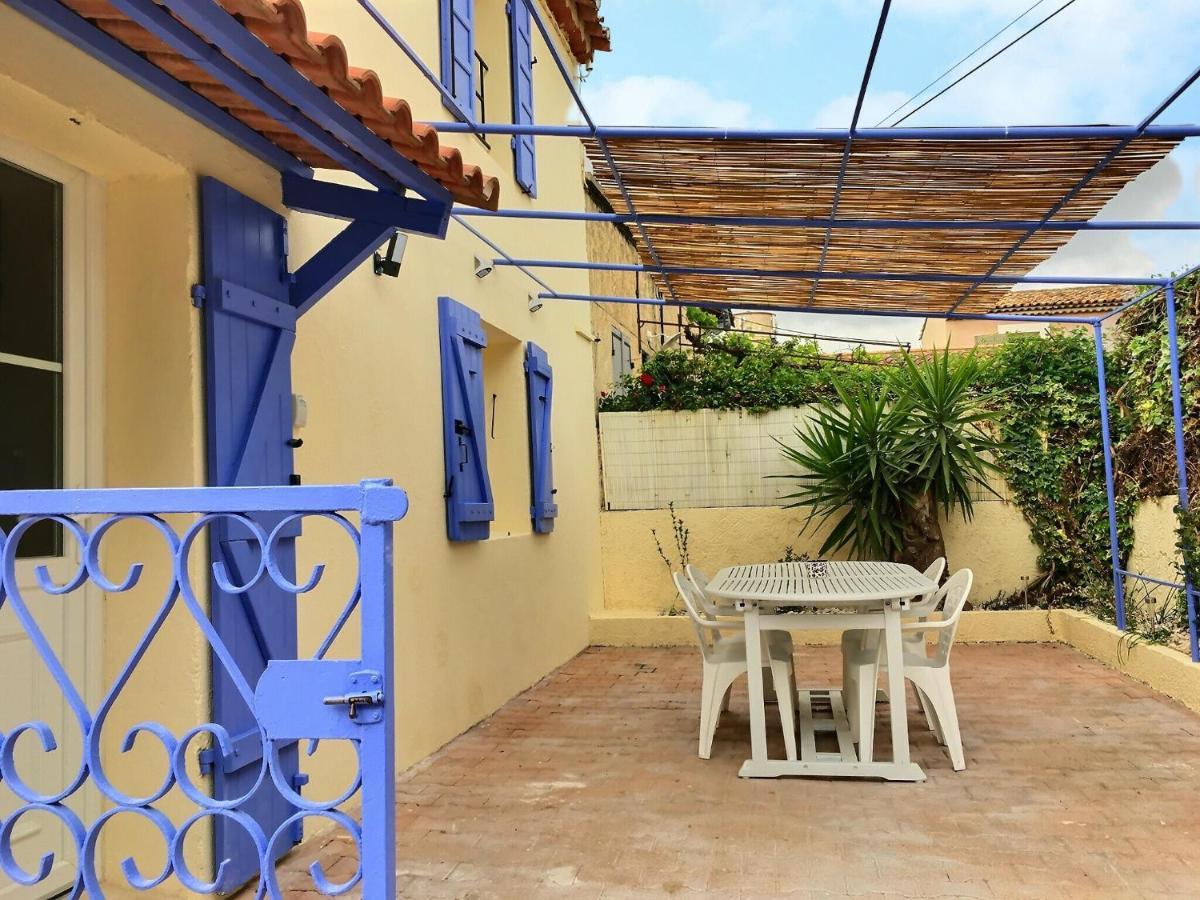 Bleu Lavande - Coquet Appartement Ambiance Village 이스틀 외부 사진