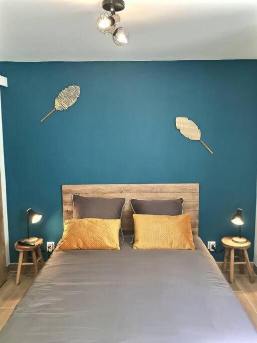 Bleu Lavande - Coquet Appartement Ambiance Village 이스틀 외부 사진